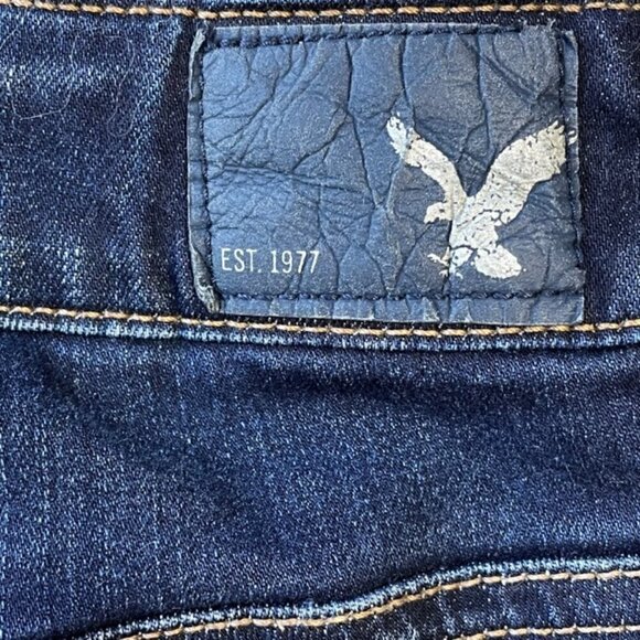 AMERICAN EAGLE Hi-Rise Shortie Super Stretch Rolled Hem Jean Shorts - Size 6 - Picture 4 of 6